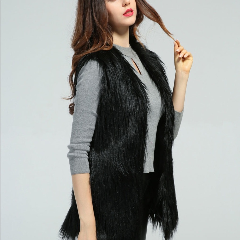 Black Fur me Vest Sleeveless Jacket For Women
